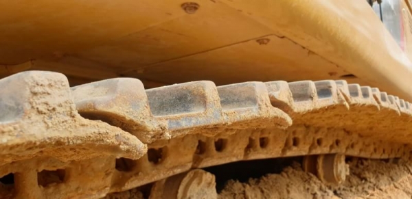 320D2 ระบบHD  @2,85บาท พร้อมใช้เอกสารครบรถ4,000ชม.ระบบแน่ไฟฟ้าเต็มช่วงล่างสวยๆระดับนางงาม สนใจโทรสนใจคลิ๊ก ☎ 081-989-1989 หรั่งครับ