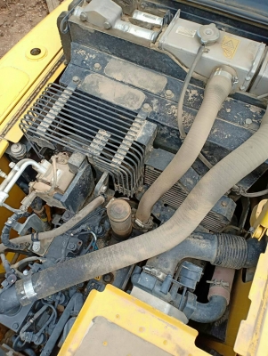 ขายรถแบคโฮ KOMATSU PC130-8 เอกสารเล่ม ไมล์ 10200 ชม.ราคา 1350000 ขายรถแบคโฮ KOMATSU PC130-8 เอกสารเล่ม ไมล์ 10200 ชม.ราคา 1350000