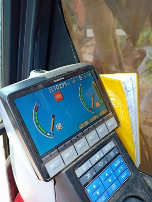 ขายรถแบคโฮ KOMATSU PC130-8 เอกสารเล่ม ไมล์ 10200 ชม.ราคา 1350000 ขายรถแบคโฮ KOMATSU PC130-8 เอกสารเล่ม ไมล์ 10200 ชม.ราคา 1350000