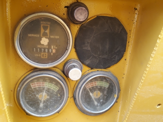 Caterpillar 140G #72V09071 : รถเกรดอเมริกา พร้อมสแคริฟายด์ โทร. 080-6565422 (หนิง)