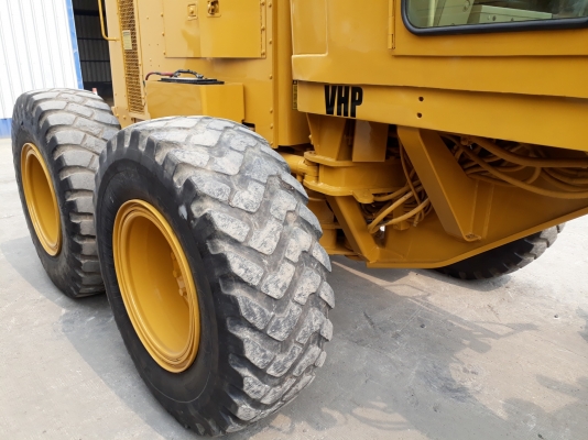 Caterpillar 140G #72V09071 : รถเกรดอเมริกา พร้อมสแคริฟายด์ โทร. 080-6565422 (หนิง)