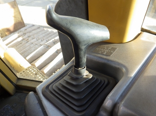 CAT D6N ปี 2003 สภาพสวยมาก ถึงไทยเร็ว ๆ นี้ ราคาไม่แพงครับ CAT D6N ปี 2003 สภาพสวยมาก ถึงไทยเร็ว ๆ นี้ ราคาไม่แพงครับ