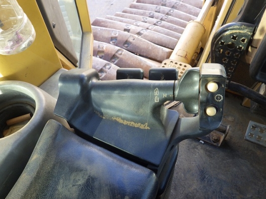 CAT D6N ปี 2003 สภาพสวยมาก ถึงไทยเร็ว ๆ นี้ ราคาไม่แพงครับ CAT D6N ปี 2003 สภาพสวยมาก ถึงไทยเร็ว ๆ นี้ ราคาไม่แพงครับ