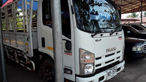 Isuzu NMR130 หัวตึกห้างแท้ปี53 กะบะยาว 4.3 พร้อมคอก เล่มพร้อมโอน Isuzu NMR130 หัวตึกห้างแท้ปี53 กะบะยาว 4.3 พร้อมคอก เล่มพร้อมโอน