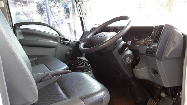 Isuzu NMR130 หัวตึกห้างแท้ปี53 กะบะยาว 4.3 พร้อมคอก เล่มพร้อมโอน