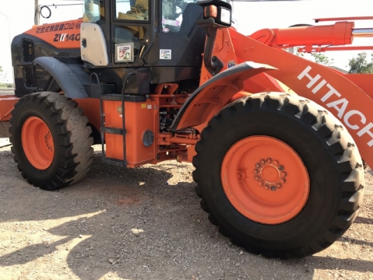 ขายรถตักล้อยาง HITACHI ZW140-5B (เท่าเทียบ WA200-7) ปี 2015 นำเข้าเองจากญี่ปุ่น สภาพสวยพร้อมใช้ ขายรถตักล้อยาง HITACHI ZW140-5B (เท่าเทียบ WA200-7) ปี 2015 นำเข้าเองจากญี่ปุ่น สภาพสวยพร้อมใช้