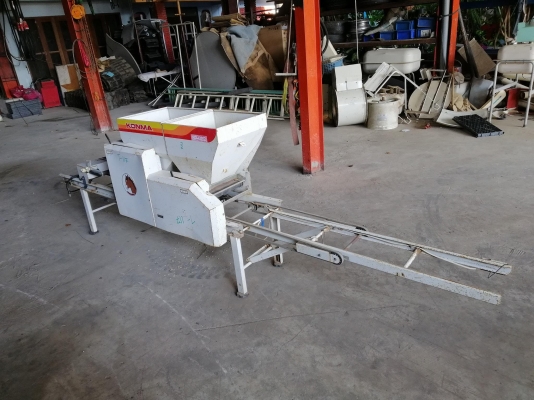 เครื่องโรยเมล็ดเก่าญี่ปุ่น KONMA SP-G22