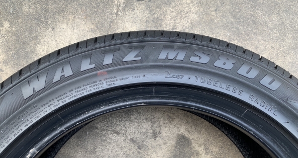 ยาง 185-55-16 Maxxis ปี 18 สภาพเหมือนใหม่ ตุ่มเด้งๆ มีเส้นสี