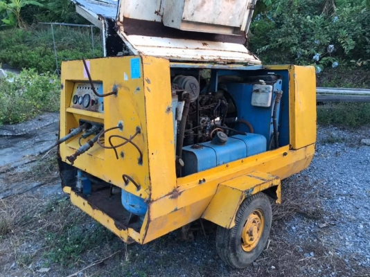 ปั้มลม ดีเซล เครื่อง Isuzu เครื่องดี ทั้ง2ตัว  ขาย 2 ตัว