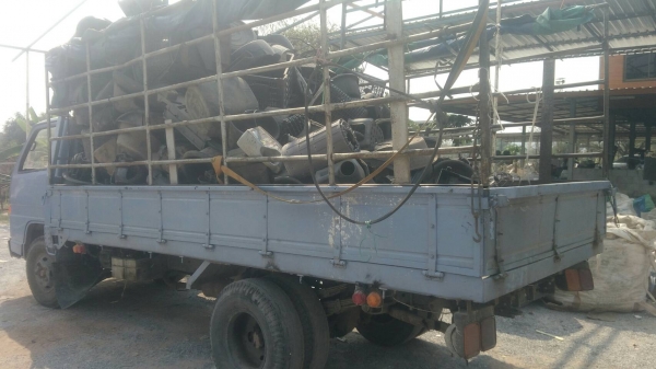 6ล้อ ISUZU NKR 110 แรง รถพร้อมใช้ สภาพดี อยู่ ขอนแก่น ราคา157,000บ. สนใจ0835601591 6ล้อ ISUZU NKR 110 แรง รถพร้อมใช้ สภาพดี อยู่ ขอนแก่น ราคา157,000บ. สนใจ0835601591