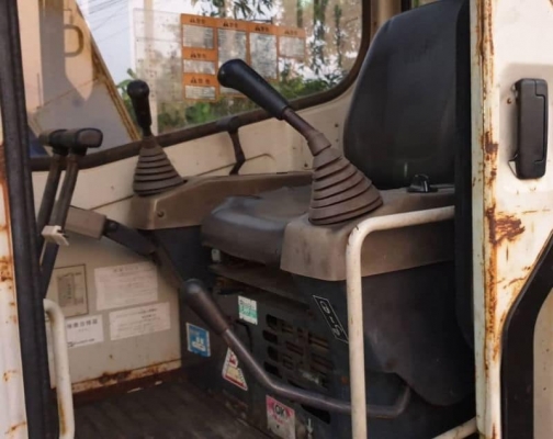 MM55 @285,000บาท รถมิสซูเครื่อง4สูบเครื่องดีปั่มแรงไฟฟ้าครบหัวเก๋งรถนอกเพิ่งนำเข้ามาใหม่ ยังไม่เคยใช้งานในเมืองไทย เครื่องดีปั้มเเรงไฟฟ้าครบออโต้คันเร่งเต่ากระต่ายพร้อม ใช้บูมอาร์มสวยช่างล่างดี รถสวยเร็วแรงไม่โหลด พร้อมใช้ รถเดิมๆเอกสารอินวอยล์ สนใจคลิ๊ก