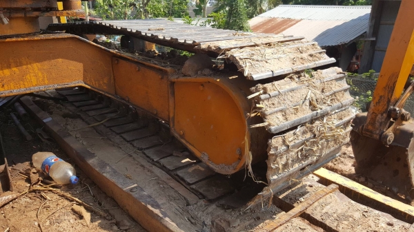 ขาย แบคโฮ KOMATSU PC60-5 เครื่อง 4BD1 ปั้มเดิม ช่วงล่างเต็ม รถพร้อมใช้งาน เอกสารใบซื้อขาย ราคาต่อรองได้ครับ