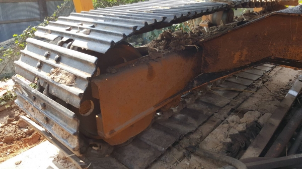 ขาย แบคโฮ KOMATSU PC60-5 เครื่อง 4BD1 ปั้มเดิม ช่วงล่างเต็ม รถพร้อมใช้งาน เอกสารใบซื้อขาย ราคาต่อรองได้ครับ