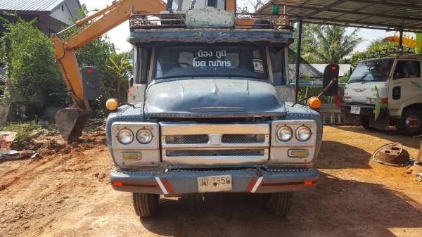 ขาย รถเทนเลอร์ท้ายลาด 10 ล้อ หัวยาว เพลาเดียว เครื่อง DA640 140 แรงม้า มีสโลว์กลาง คัสซีมีปะดามหน่อย ขาย รถเทนเลอร์ท้ายลาด 10 ล้อ หัวยาว เพลาเดียว เครื่อง DA640 140 แรงม้า มีสโลว์กลาง คัสซีมีปะดามหน่อย