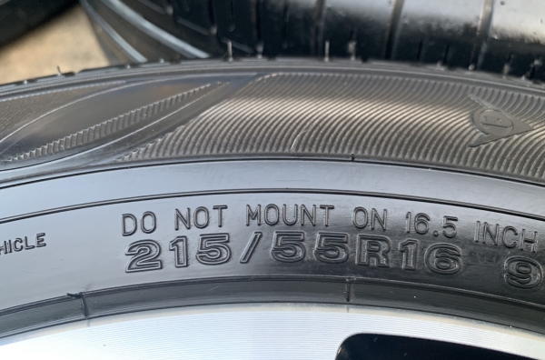 ล้อแม็ก Honda Civic FC ขอบ16 สีดำหน้าเงา พร้อมยาง 215-55-16 Dunlop ปี 17