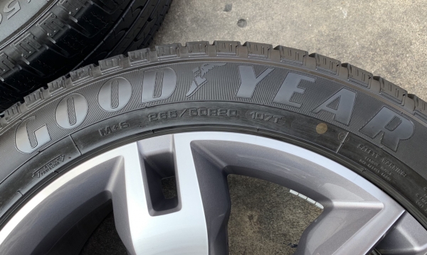 ล้อแม็ก Ford Everest ขอบ 20 พร้อมยาง 265-50-20 Goodyear ปี 16 แม็กสวย ดอกยางหนาปึก