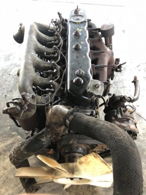 ขายเครื่อง Isuzu 6BD1 165 แรงม้า ขายเครื่อง Isuzu 6BD1 165 แรงม้า