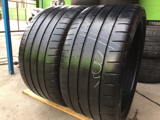 ยาง Michelin 275-30-19 ปี 14 made in france 2 เส้น 1200 สวยๆไม่มีปะไม่บวมไม่กินข้างดอกยางเหลือเยอะเอ