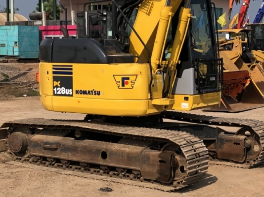 ขายรถขุด KOMATSU PC128US-2E1 (เทียบเท่ารุ่น 7) มีลายหัวกระแทก นำเข้าเองจากญี่ปุ่น สภาพสวยพร้อมใช้ มีVDOครับ