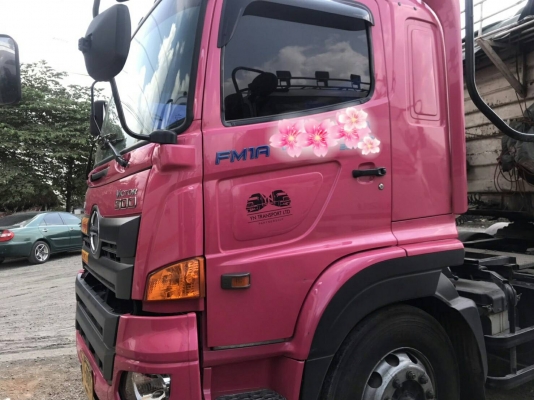 ขายดาวน์รถบรรทุกหัวลาก 10 ล้อดัมพ์ HINO VICTOR 344 แรงม้าปี 2559 ขายดาวน์ 100000 ผ่อนต่อ 60000 x 32 = 1920000 รวม 2020000