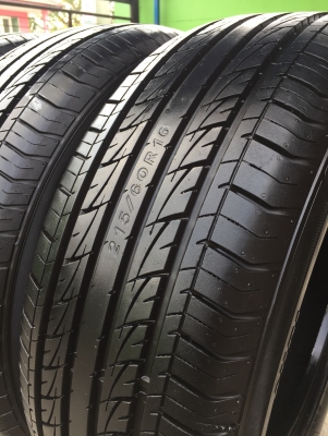 ยาง AEOLUS 215-60-16 ปี 16 ครบชุด 4 เส้น 2000  สวยๆไม่บวมไม่กินข้างดอกยางเหลือเยอะเอาไปวิ่งกันใด้อีกยาวค่ะ