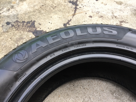 ยาง AEOLUS 215-60-16 ปี 16 ครบชุด 4 เส้น 2000  สวยๆไม่บวมไม่กินข้างดอกยางเหลือเยอะเอาไปวิ่งกันใด้อีกยาวค่ะ