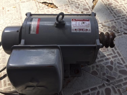 ขายมอเตอร์ MITSUBISHI 3HP 220Vครับ