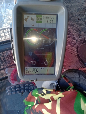 ขายรถแบคโฮ HITACHI ZX470 5G เอกสารอินวอย ไมล์ 11000 ชม.ราคา 3200000