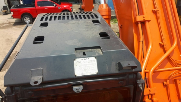 ขายรถแบคโฮ HITACHI ZX470 LCR-3 ไมล์ 8000 ชม.ราคา 6000000