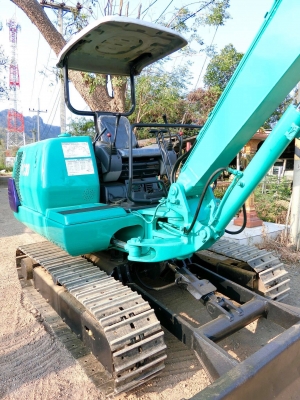 KOMATSU 30-7 ขนาดPC-30 <มีVDOให้ชม>รถเก่านอกมีเอกสารอินวอย☎️ติดต่อ 085-5632278 <ราคาต่อรองได้>
