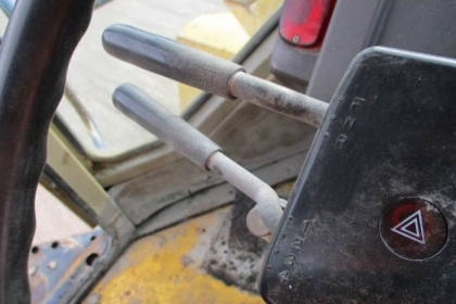 ขายรถตักล้อยาง KOMATSU WA200-1 (สภาพดี ราคาถูก)