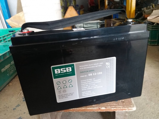 แบตเตอรี่ 12V  100A