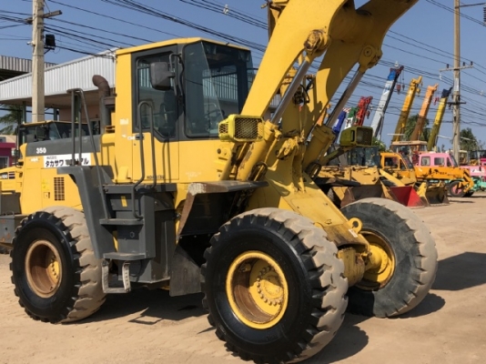 ขายรถตักล้อยาง KOMATSU WA350-3E นำเข้าเองจากญี่ปุ่น สภาพสวยพร้อมใช้ มีVDOการทำงานครับ