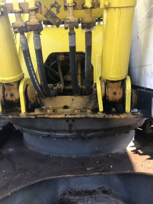 ขายแบคโฮ KOMATSU PC200-5 เครื่องดีปั้มดีไฟฟ้าครบช่วงล่างเต็มคอลโทนสั้นซีเรียลสูงเอกสารเล่มทะเบียน