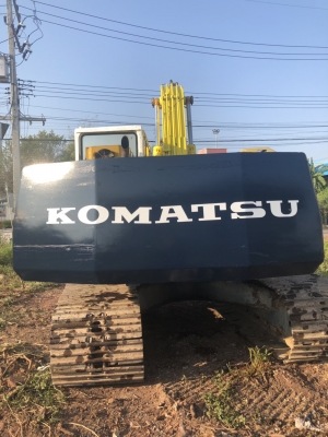 ขายแบคโฮ KOMATSU PC200-5 เครื่องดีปั้มดีไฟฟ้าครบช่วงล่างเต็มคอลโทนสั้นซีเรียลสูงเอกสารเล่มทะเบียน