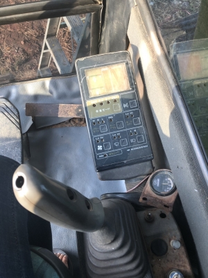 ขายแบคโฮ KOMATSU PC200-5 เครื่องดีปั้มดีไฟฟ้าครบช่วงล่างเต็มคอลโทนสั้นซีเรียลสูงเอกสารเล่มทะเบียน