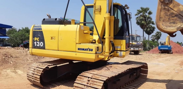 Komatsu PC130-8 ใช้งาน 8000ช.ม รถออกห้างมือเดียว เอกสารอินวอยซ์ Komatsu PC130-8 ใช้งาน 8000ช.ม รถออกห้างมือเดียว เอกสารอินวอยซ์
