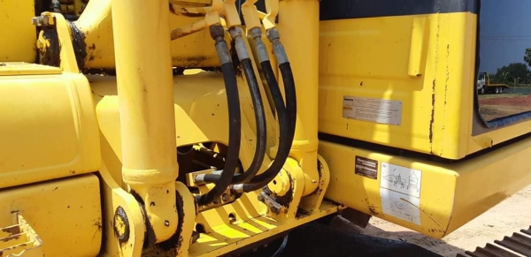 Komatsu PC130-8 ใช้งาน 8000ช.ม รถออกห้างมือเดียว เอกสารอินวอยซ์ Komatsu PC130-8 ใช้งาน 8000ช.ม รถออกห้างมือเดียว เอกสารอินวอยซ์