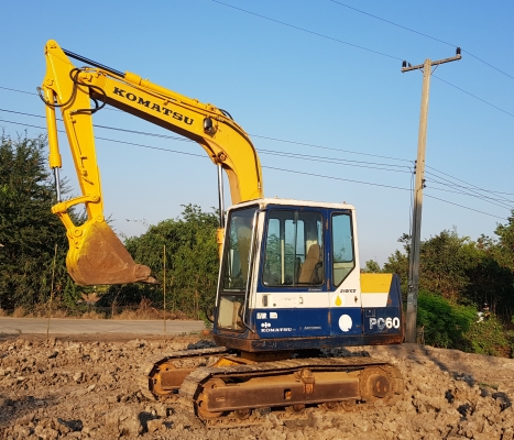 ขายKOMATSU PC60-6