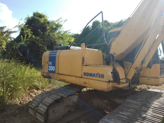 มี VDO ให้ชม.รถแบคโฮ KOMATSU PC200-7 เอกสารเล่ม ราคา 1150000