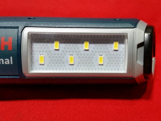 ไฟฉายไร้สาย Li-on BOSCH GLI120-LI