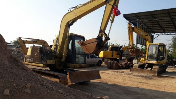 PC60-7 KOMATSU @785,000 รถนอก สถาพดี พร้อมใช้เพิ่งนำเข้ามายังไม่เคยใช้งานในไทย ระบบไฟฟ้าครบ สภาพสวยพร้อมเอกสาร สนใจคลิ๊ก ☎ 081-989-1989 หรั่งครับ
