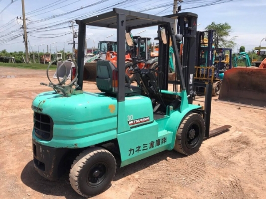 ขายรถฟอร์คลิฟต์ MITSUBISHI FG30D รถนอกนำเข้าเองจากญี่ปุ่น สภาพสวยพร้อมใช้ มีVDOการทำงานครับ