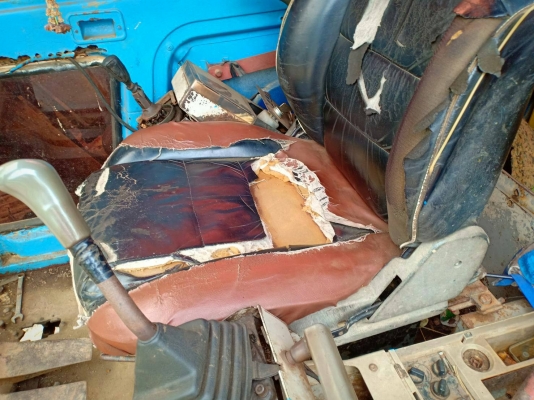 ขายรถแบคโฮ KOBELCO SK200-/// ไม่มีระบบไฟไม่มีเอกสาร ราคา 420000