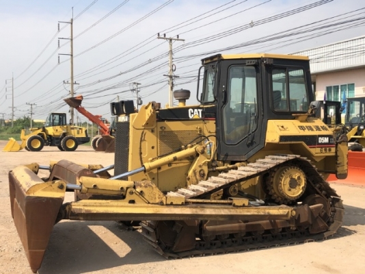 ขายรถดันดิน CAT D5M (3,XXX ชั่วโมง) นำเข้าเองจากญี่ปุ่น สภาพสวยพร้อมใช้ มีVDOการทำงานครับ