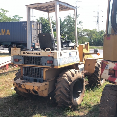 komatsu wa40 สภาพดี เครื่องแน่น เอวแน่น