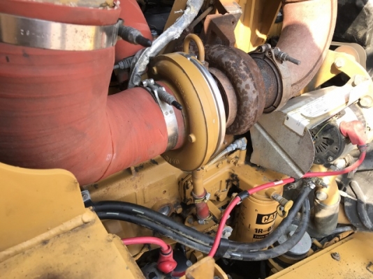 ขายรถตักล้อยาง CAT 950H ปี 2010 นำเข้าเองจากญี่ปุ่น สภาพสวยพร้อมใช้ มีVDOการทำงานครับ