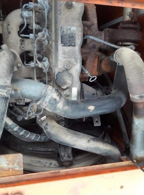 ขายจ้า..HITACHI ZX135US เก่านอกแท้  สภาพสวย เครื่องปั๊มแห้ง  ใช้ โทร 089-3818694 จ๊อย