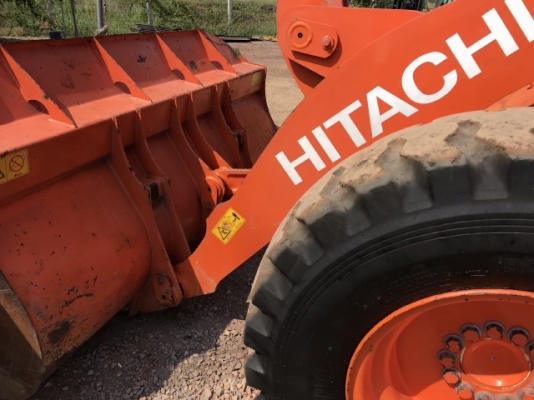 ขายรถตักล้อยาง HITACHI ZW140-5B (เท่าเทียบ WA200-7) ปี 2015 นำเข้าเองจากญี่ปุ่น สภาพสวยพร้อมใช้