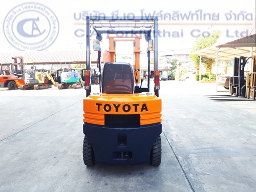 ขาย รถโฟล์คลิฟท์ TOYOTA รุ่น 5-FGL15